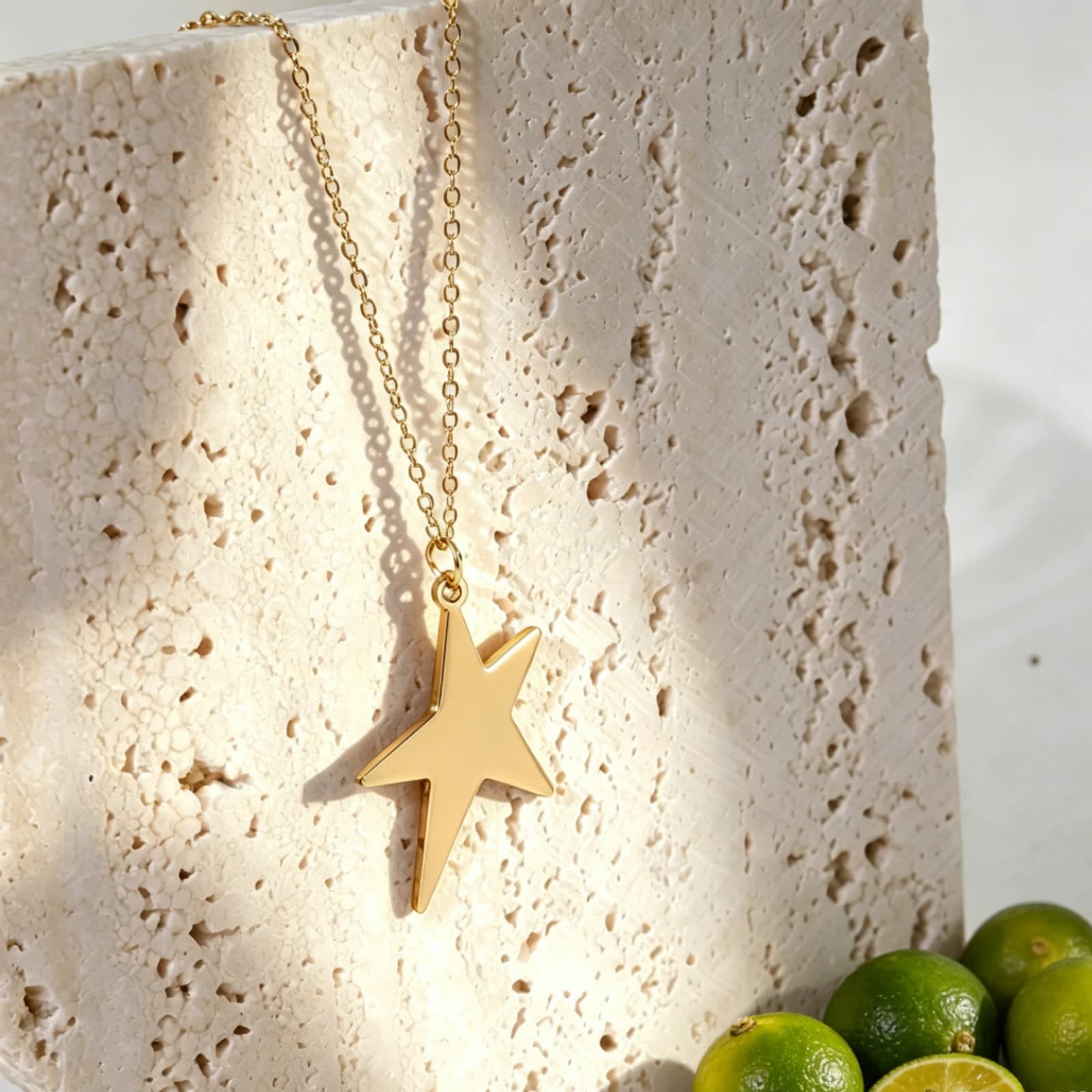 Minimalist Star Pendant Necklace
